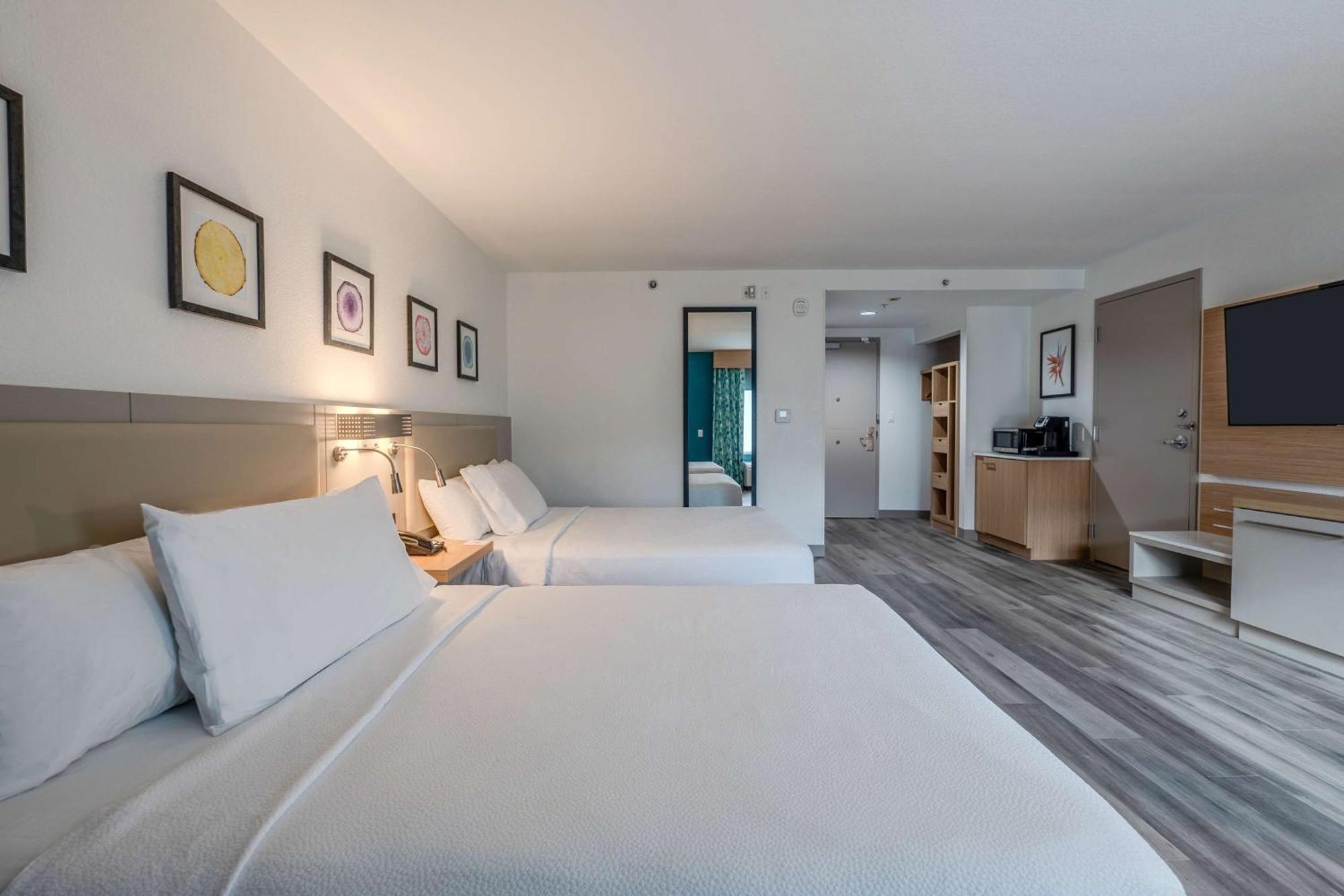 Hilton Garden Inn Ft. Lauderdale Airport-Cruise Port Dania Beach Exterior foto